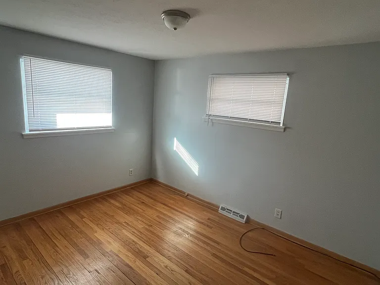 30911 Roosevelt Rd — Photo 19