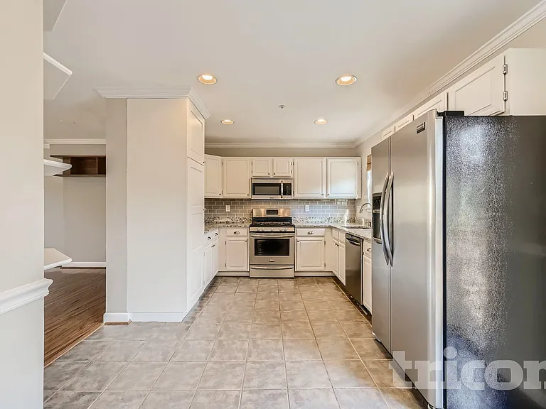 38 Glyndon Gate Way — Photo 3