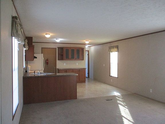 2nd image of 3440 Creekside Blvd #61