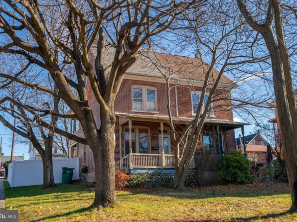 202 Dotts St, Pennsburg, PA 18073
