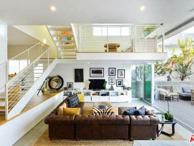 338 S Rennie Ave #B, Venice, CA, 90291