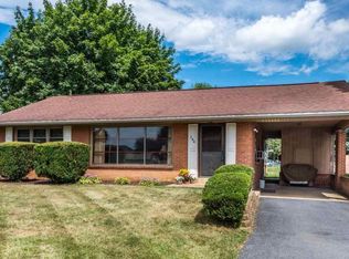144 Woods Dr, Mechanicsburg, PA 17050