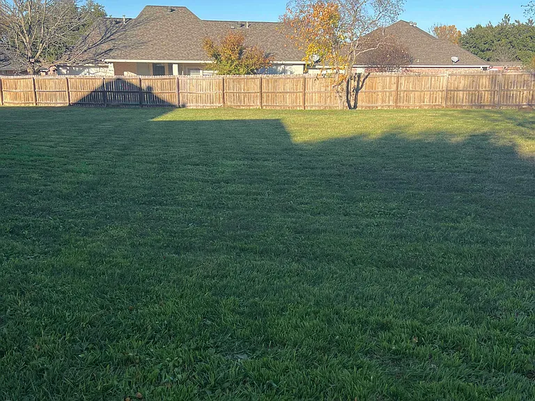 3213 Greta Ct — Photo 3