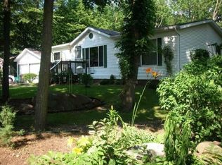 151 Serenity Oaks Ter, Watertown, WI 53098