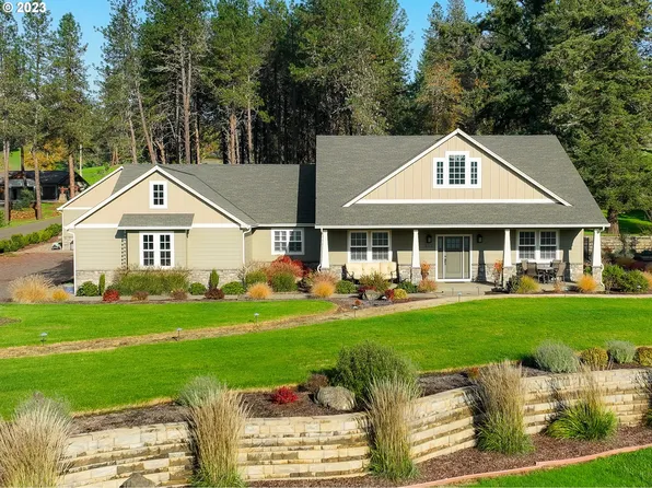 533 Jasmine Way, Roseburg, OR 97471