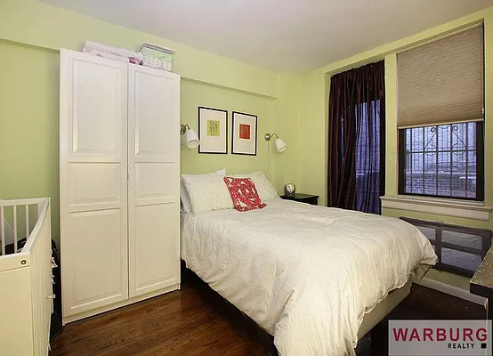 Sold by Warburg | media 13