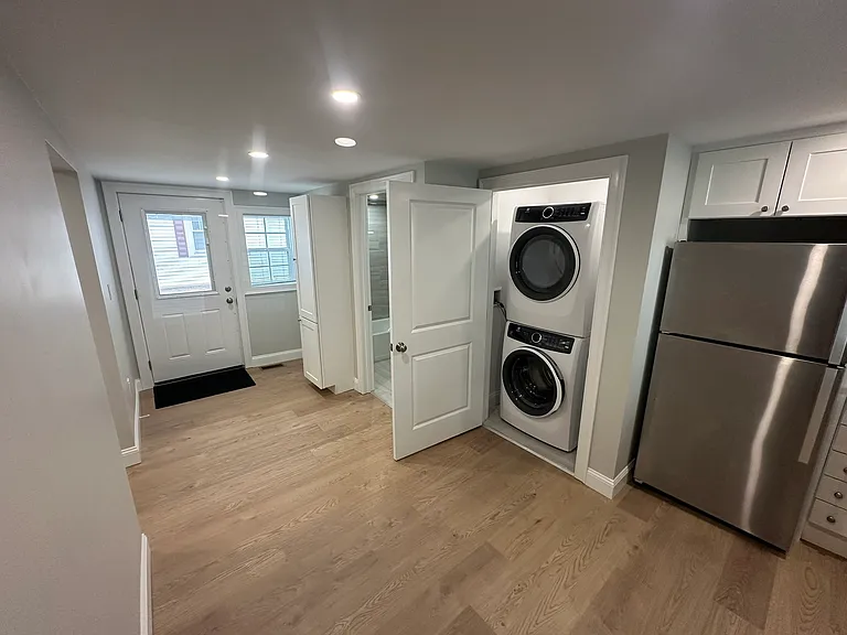26 Grove St #B — Photo 9