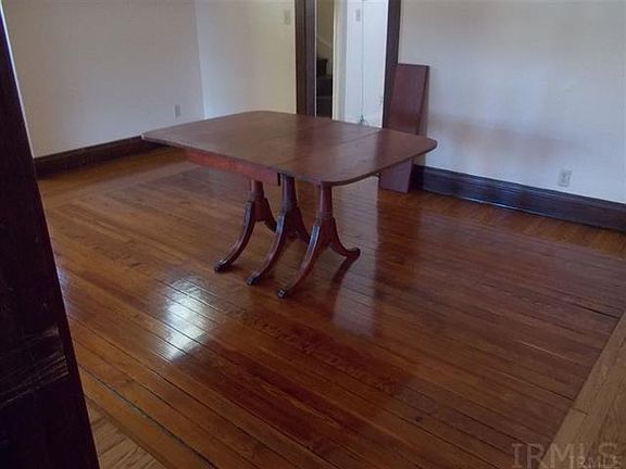 4th image of 612 Cushing St