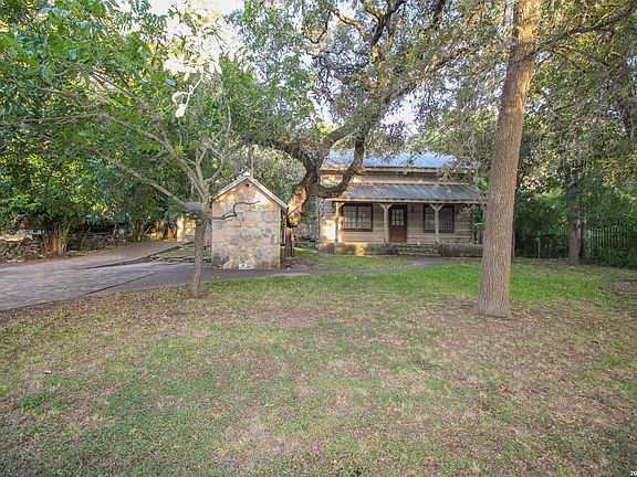 2nd image of 19706 SCENIC LOOP RD