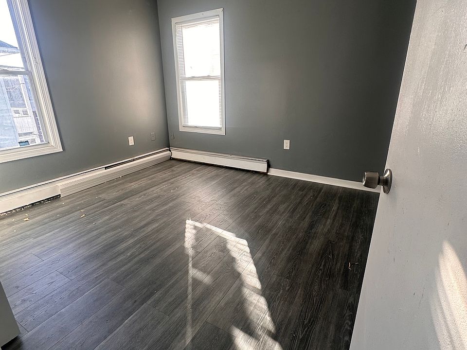 1st image of 349-351 Blue Hills Ave #2