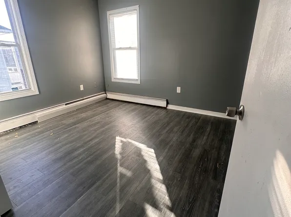 349-351 Blue Hills Ave #2, Hartford, CT 06112