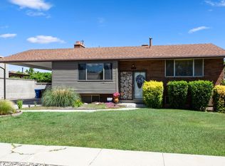 3270 W Crestfield Dr, West Valley City, UT 84119