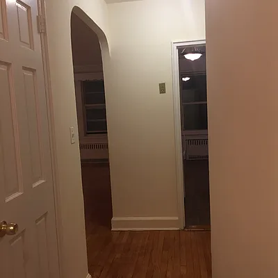 Rented by MQ Realty LLC | media 5