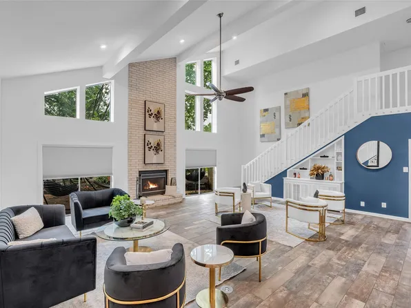 12800 Briar Forest Dr Unit 70, Houston, TX 77077