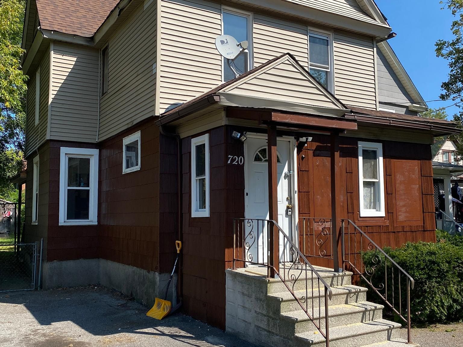 720 Monteagle St, Niagara Falls, NY 14305 Zillow