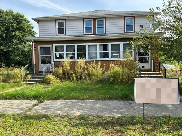 54 Litchfield Ave, Killingly, CT 06241