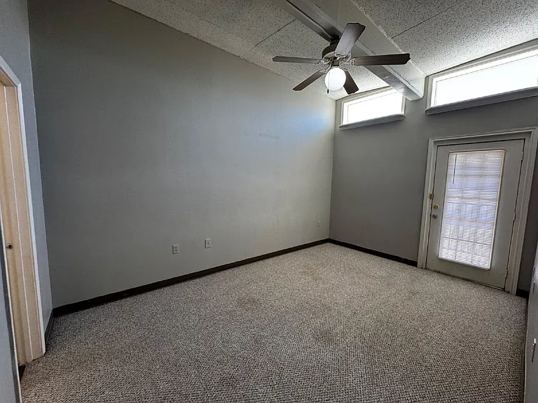 1619 University Ave #3 — Photo 7
