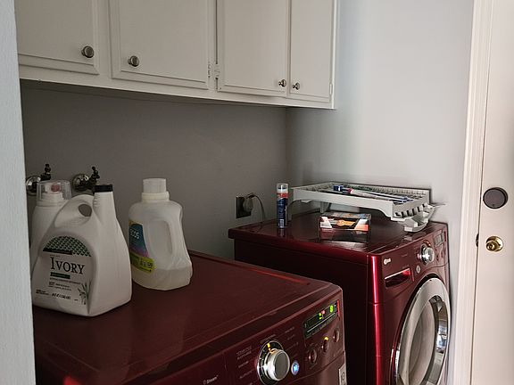 2nd image of 3500 El Cortez Ave