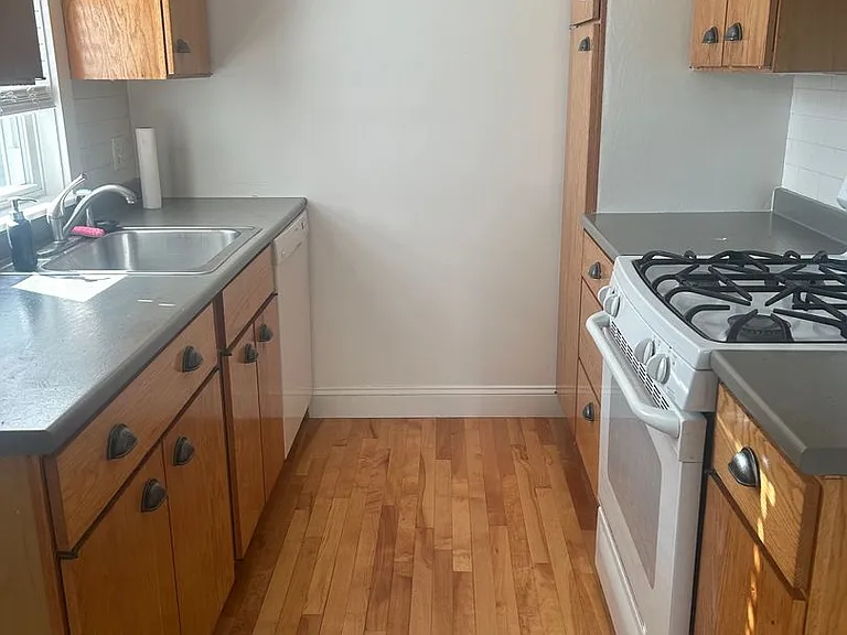 41 Beacon St — Photo 4