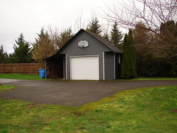 2nd image of 8111 NE 194th Ave