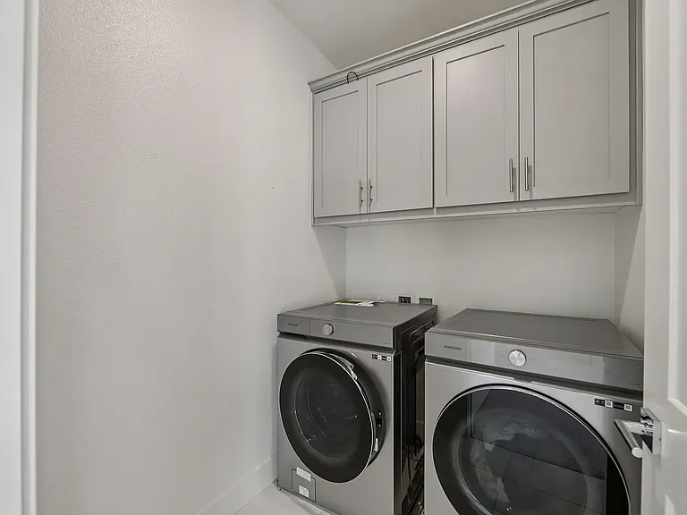 1106 Mateo Miller Cir — Photo 5