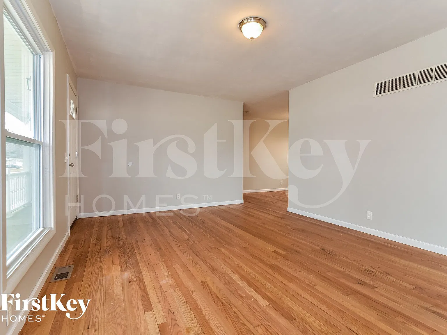 3 bed, 2.0 bath, 1092 sqft, $1,695 — Photo 4
