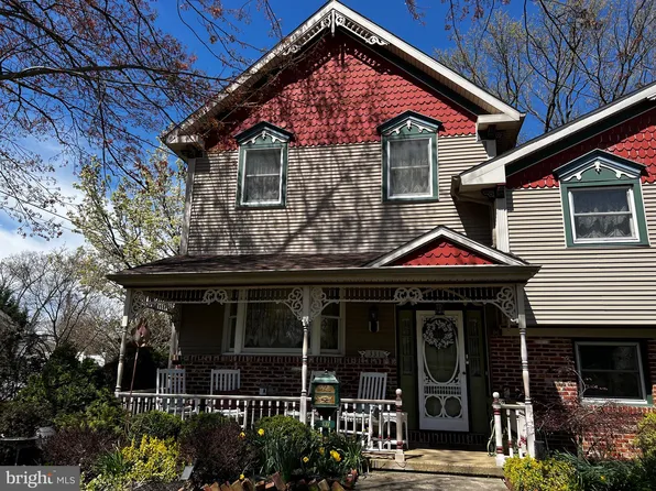 331 Ivy Dr, Woodbury Heights, NJ 08097
