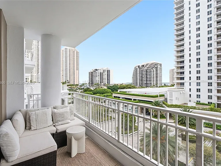 801 Brickell Key Blvd #707 — Photo 10