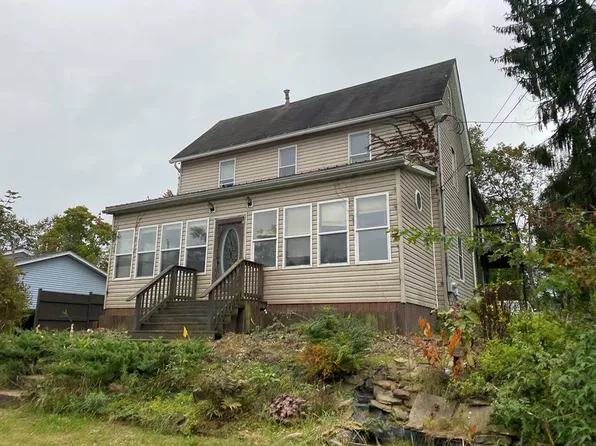 88 W Wood St, Clarion, PA 16214