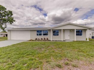 3723 Sablewood Dr, Holiday, FL 34691