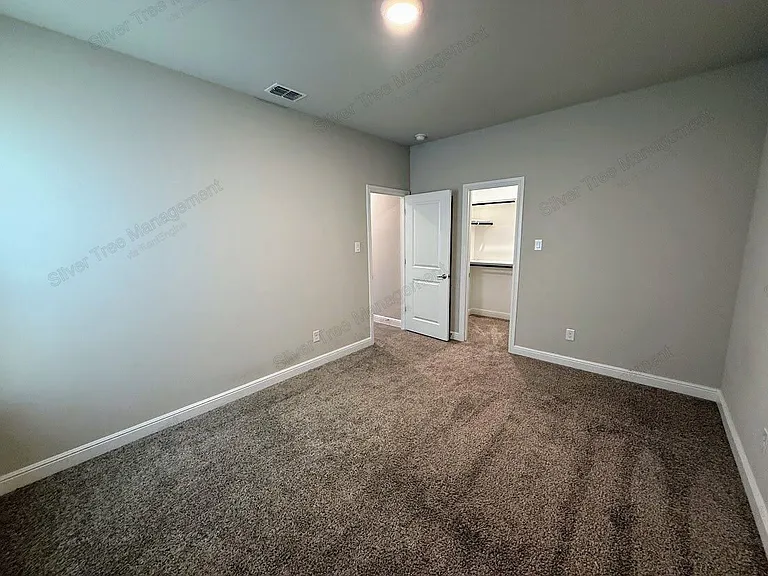 10921 Rockchapel Dr — Photo 33