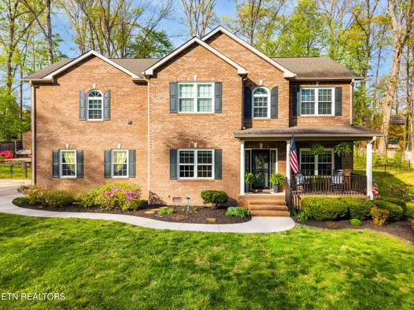 8016 Walker Rd, Knoxville, TN 37938