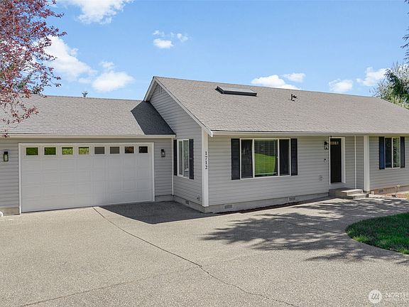 2nd image of 1712 Winterwood Drive