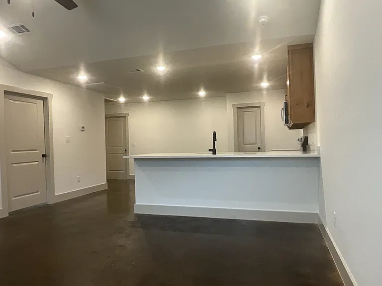 543 Bradburn Rd #100 — Photo 7