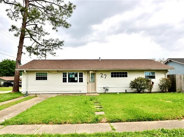 27 Jay Pl, Westwego, LA 70094