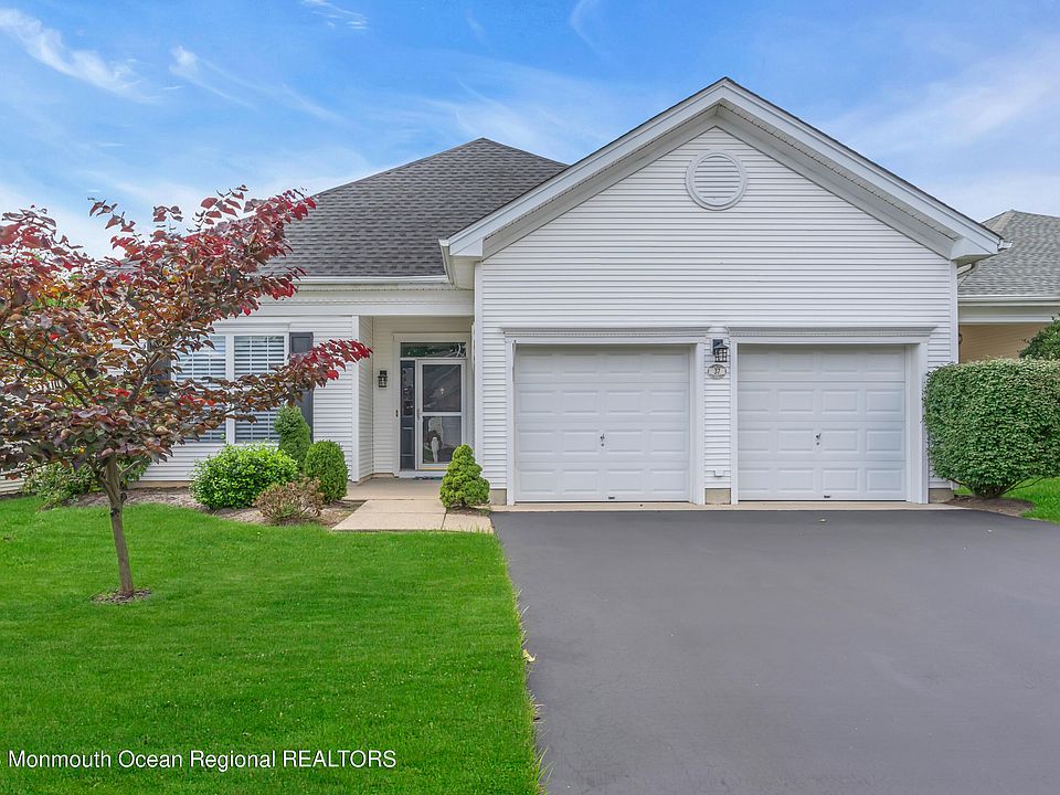 1st image of 37 Greensprings Drive