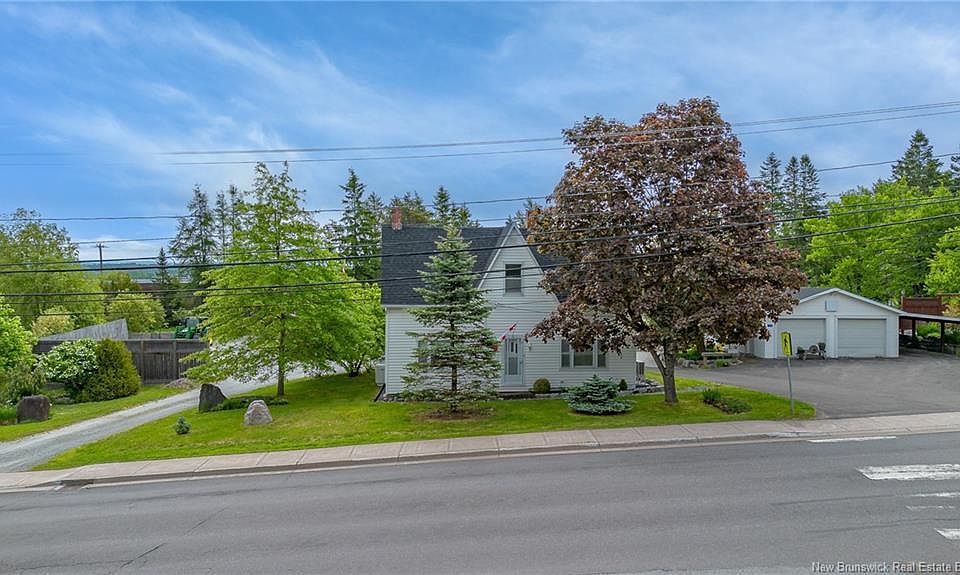 1st image of 416 Hampton Rd