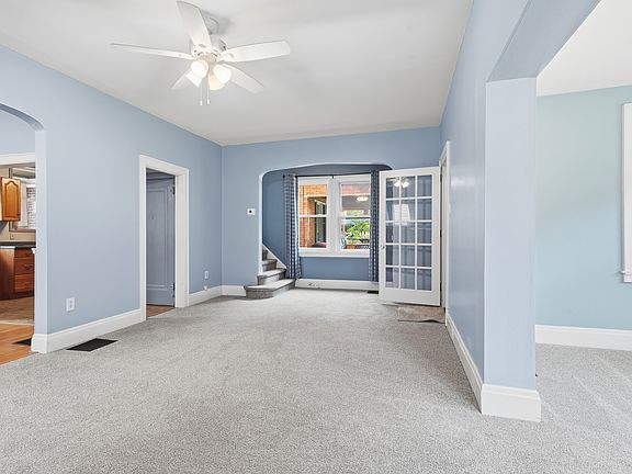 3rd image of 307 Ambridge Ave
