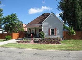 1211 E 4th St, Sedalia, MO 65301