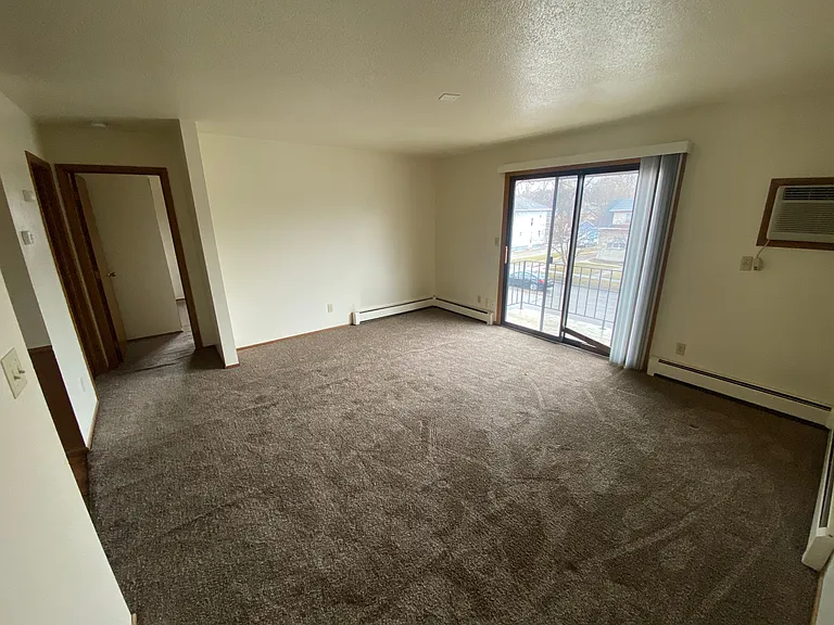 424 11th St N #1 — Photo 4