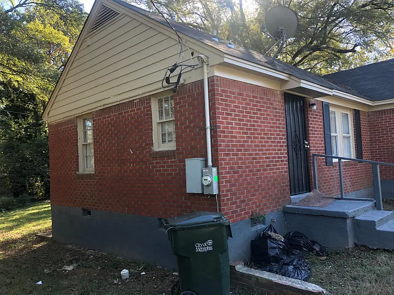 1423 Oberle Ave — Photo 35