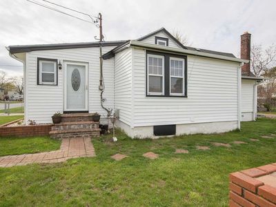 41 Fulton St, West Babylon, NY, 11704