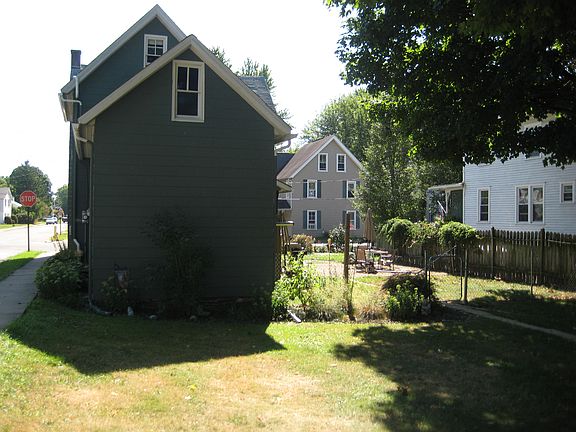 5th image of 127 N Montour St