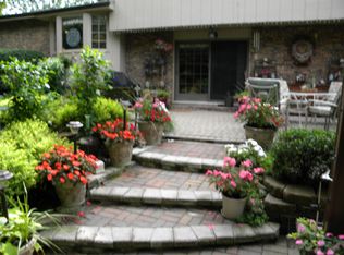 23841 S Kurt Ln, Crete, IL 60417