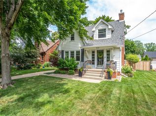 4315 Beaver Crest Dr, Des Moines, IA 50310