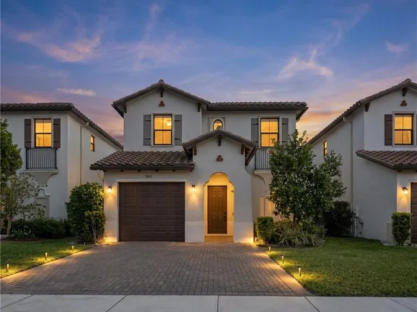 9045 Madrid CIR, NAPLES, FL 34104