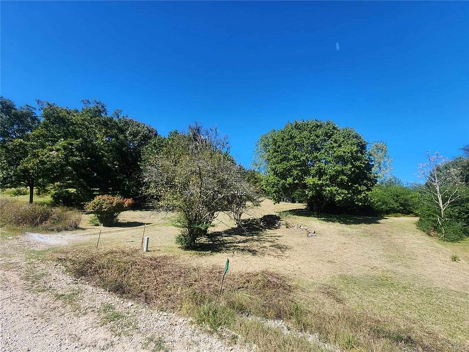 2nd image of 15682 Hickory Ln #18