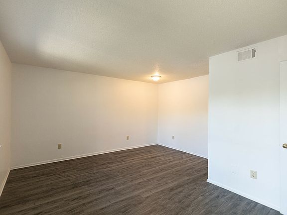 Living Area (1) Living Area (1)