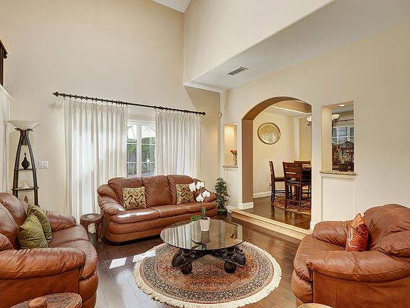 4th image of 19246 Cammie Ln