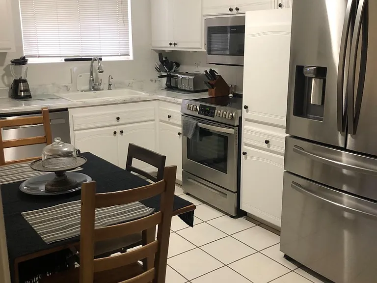 W Lakeview Cir N — Photo 7